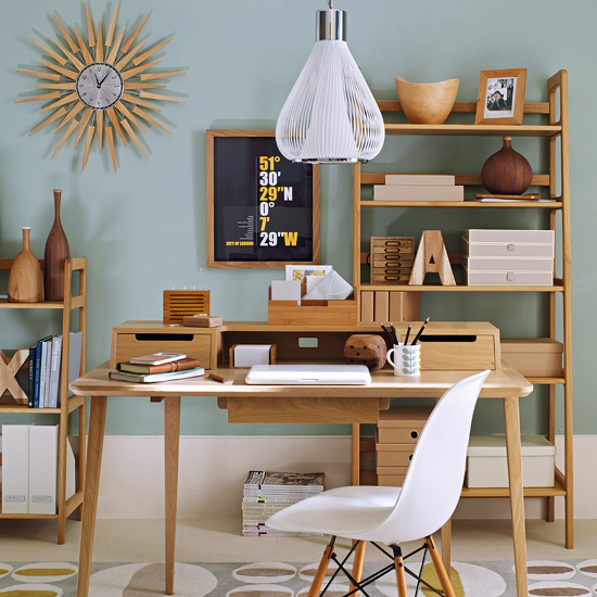 How to Create a Retro-Inspired Home Office